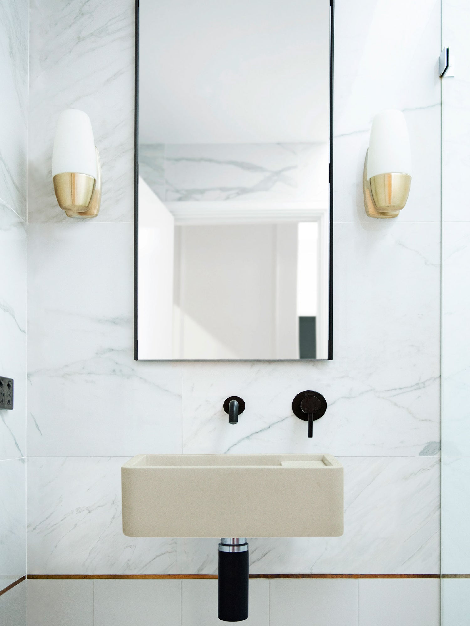 Shelf 01 Concrete Wall Hung Basin w/ Tap Hole & Overflow Kit